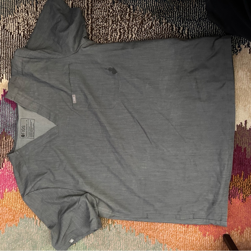 Men’s figs XL scrub top- graphite